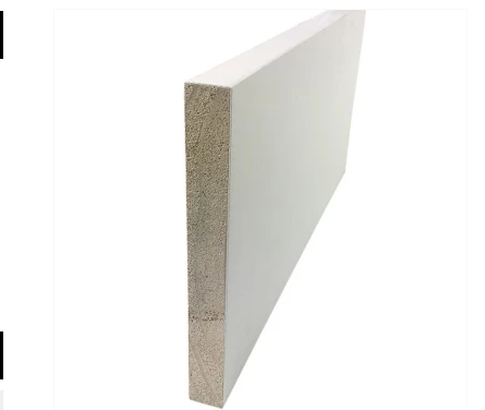 Λευκή εγχάρακτη επιφανειακή επιφάνεια Trim.png White Primed Surfaced Trim Board.png