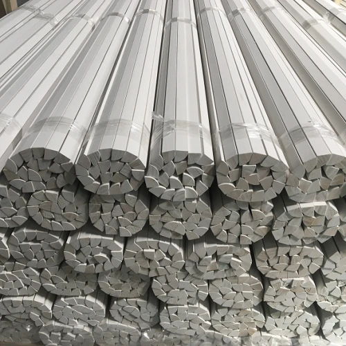 First Class White Primed Wooden Small Mouldings Shoe Or Quarter Round For Baseboard