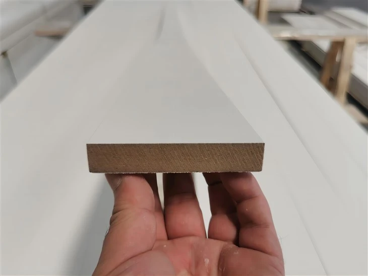 Τετράγωνη σανίδα με αστάρι MDF S4S